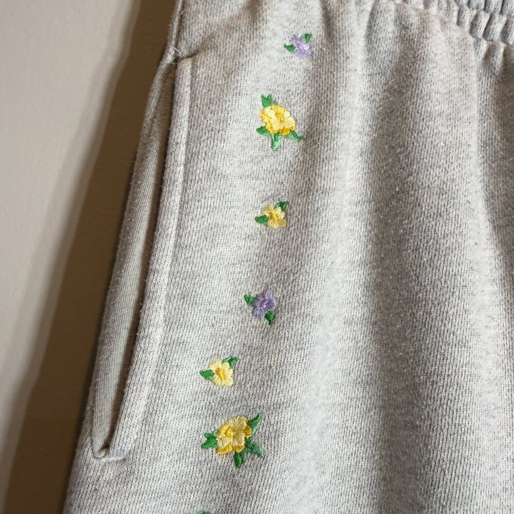 PINK Victoria's Secret Floral Embroidered Fleece Jogger Sweatpants Women's Large - Picture 7 of 11